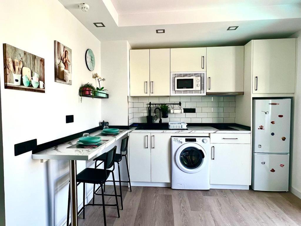 Fm Beach Home - Renovated Apartment With Swimming Pool Near Maspalomas Dunes & Beach Playa del Ingles  Ngoại thất bức ảnh